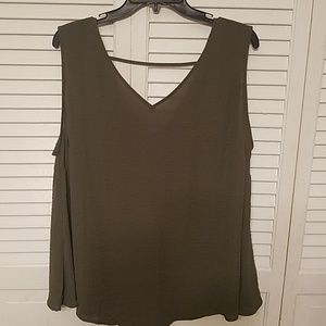 Sleeveless Shirt